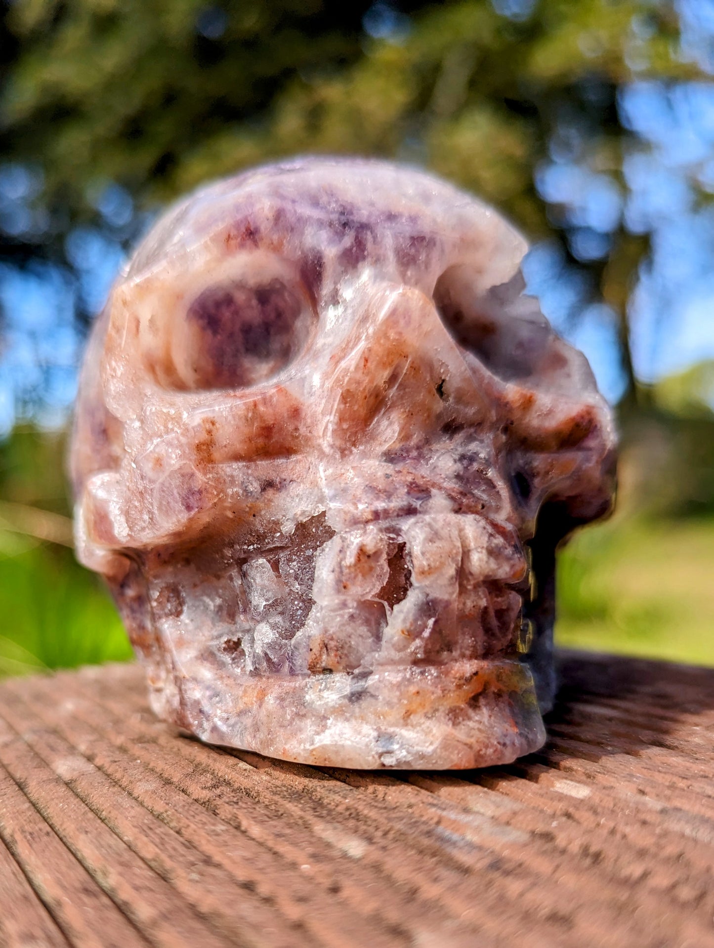 Sparkly Fluorite and Sphalarite Skull Carving