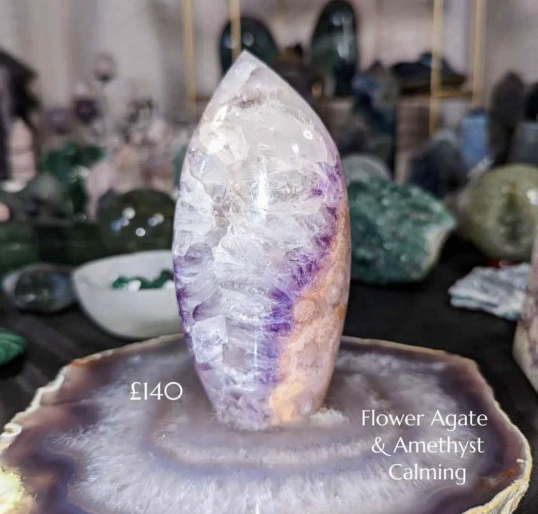 Flower agate and amethyst flame carving